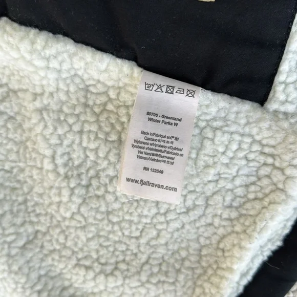 Fjallraven Greenland Winter Parka Women’s Size XXS Black - Picture 9 of 15